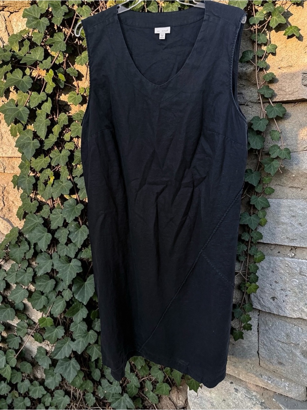 J. Jill Black Sleeveless V-Neck Midi Dress
